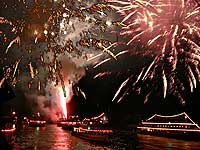 Firework Rhine in Flames St. Goar 2000-09-16-72-st-goar-200, � 2000 WHO